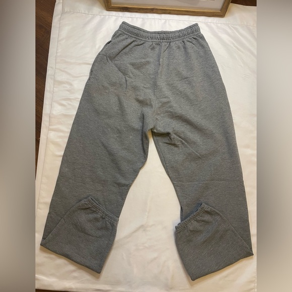 Boys Athletic works size small gray draw string sweatpants - Picture 3 of 5